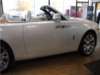 2016 Rolls-Royce Dawn base