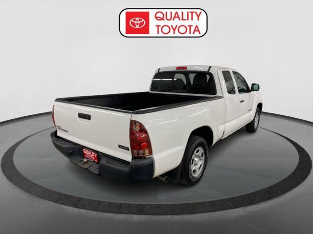 2014 toyota tacoma base