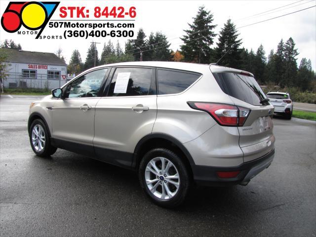 2017 ford escape se