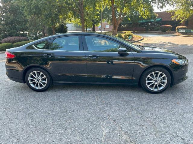 2017 ford fusion se