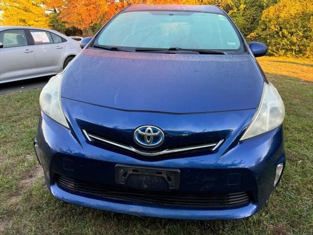 2013 toyota prius v three
