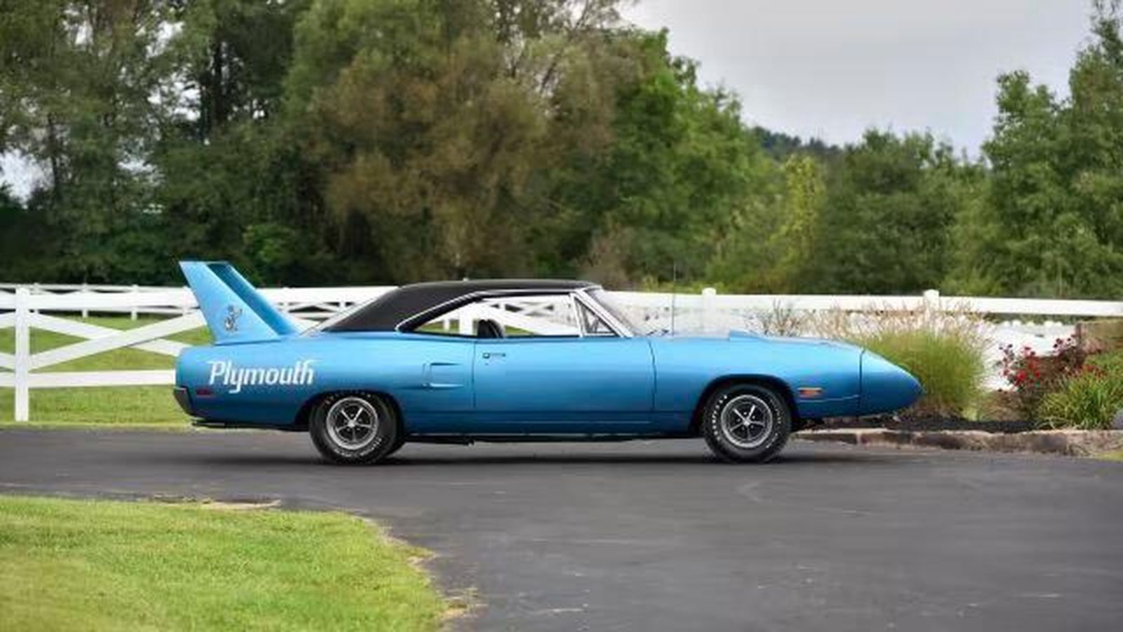 1970 plymouth superbird