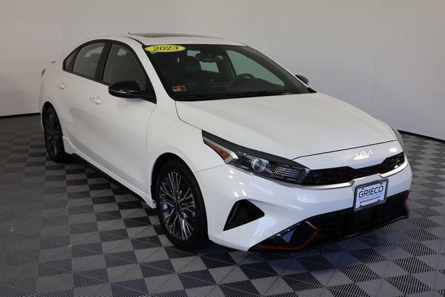 2023 kia forte gt-line
