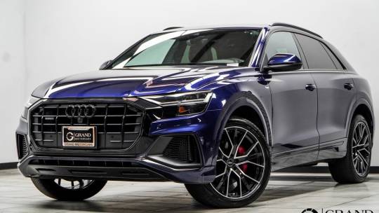 2021 Audi Q8 premium plus package