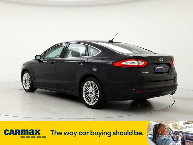 2015 ford fusion se