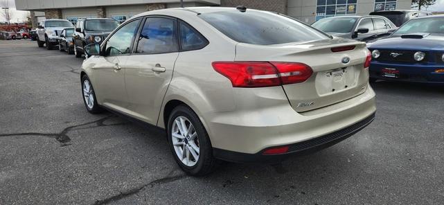 2018 ford focus se