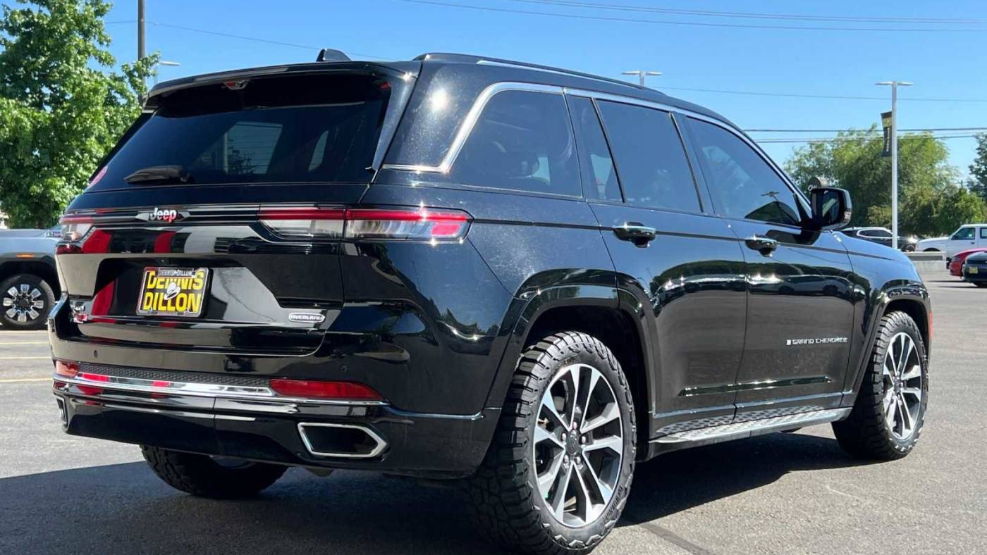 2022 jeep grand cherokee overland