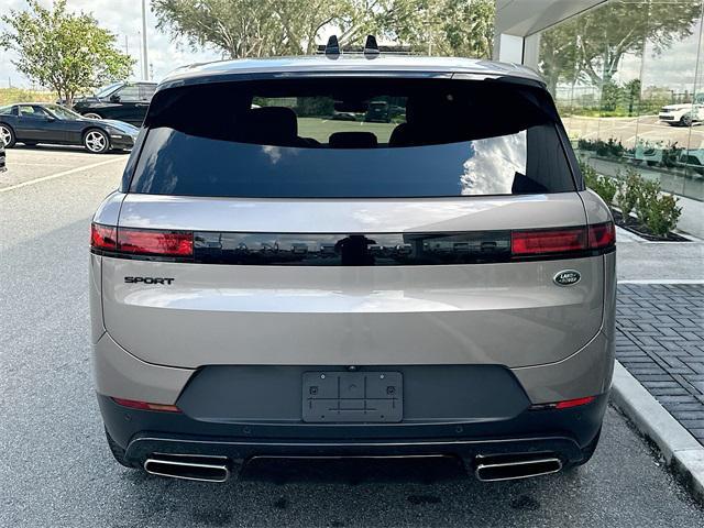 2023 land rover range rover sport se