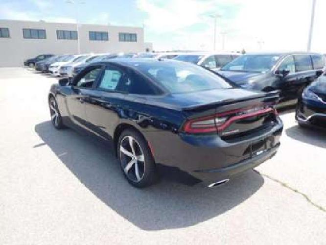 2017 dodge charger se in waukesha, wi
