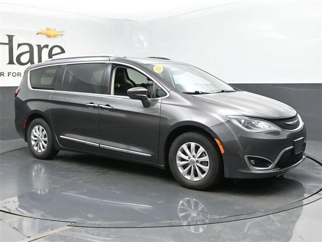 2020 chrysler pacifica touring-l
