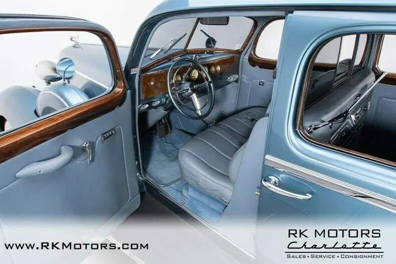 1937 cadillac fleetwood limousine atlantic blue sedan 5.7 liter v8 4 speed autom