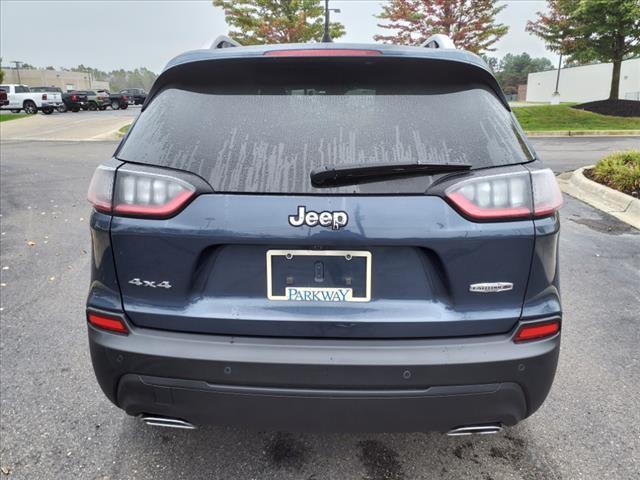2021 jeep cherokee latitude lux