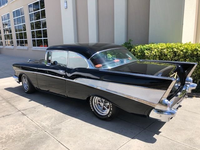 1957 chevrolet bel air restomod hardtop