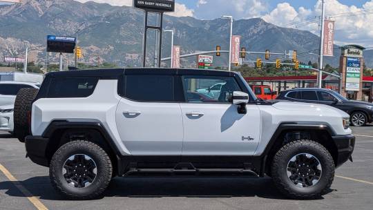 2024 GMC Hummer EV