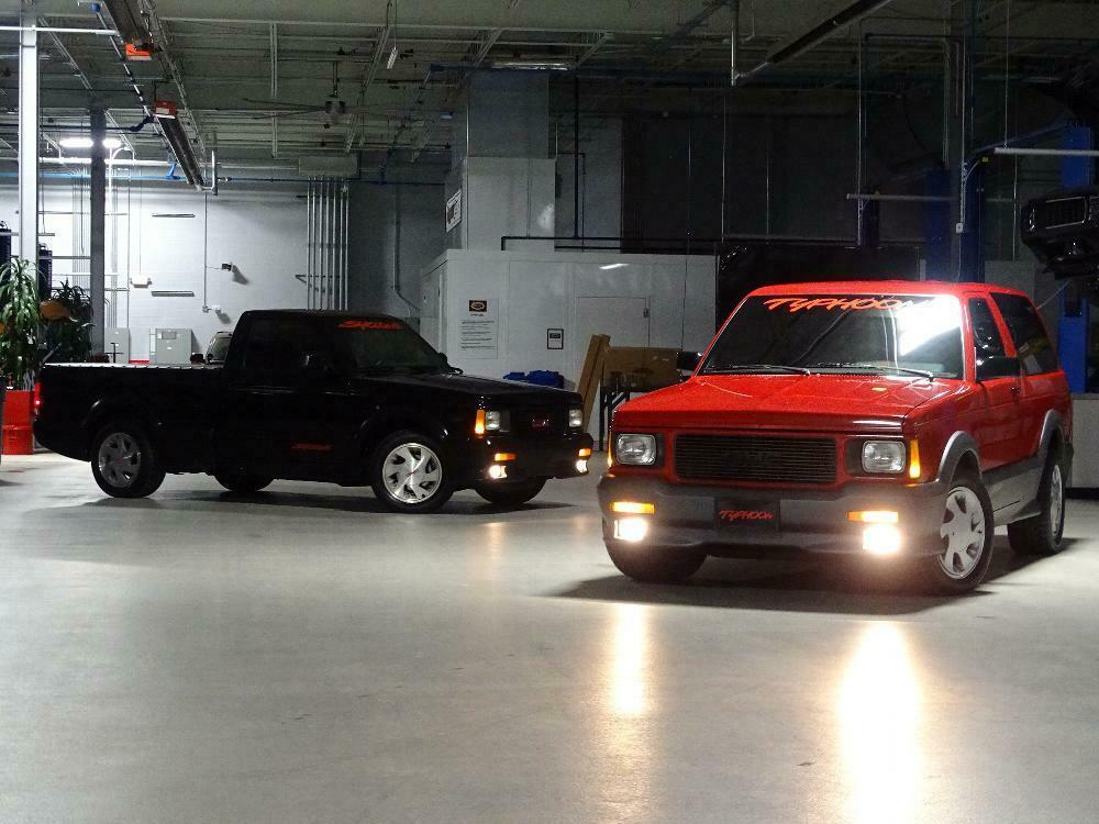 1992 gmc typhoon 26,669 miles apple red suv v6 automatic