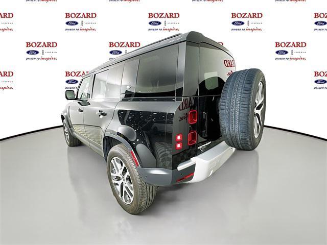 2024 land rover defender 110 p300
