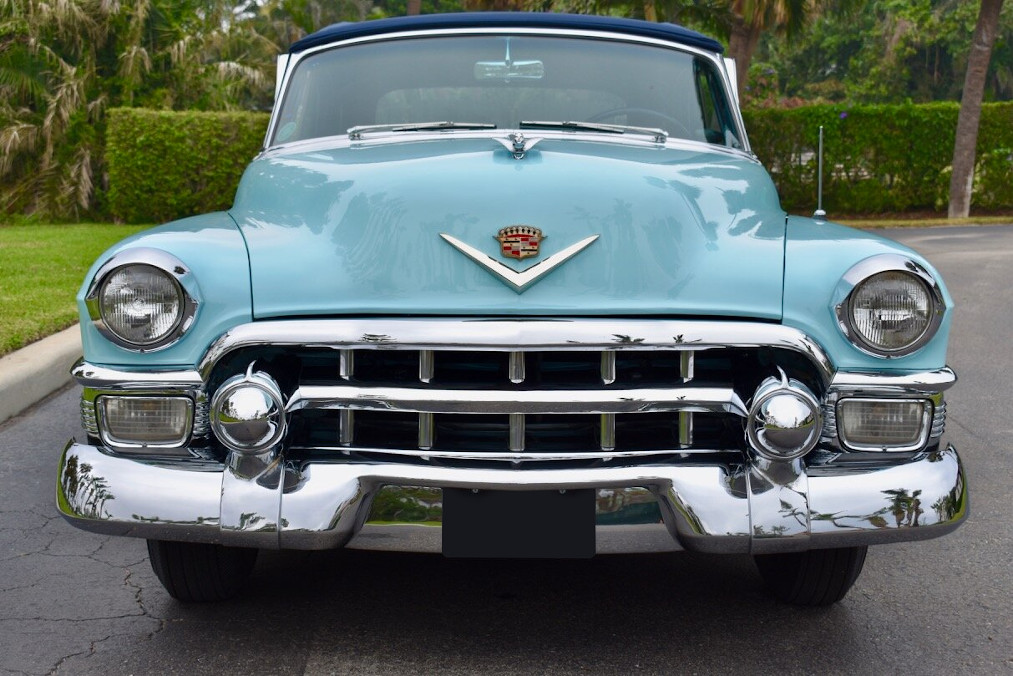 cadillac series 62