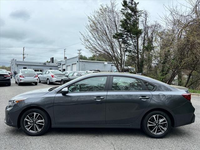 2023 kia forte lxs