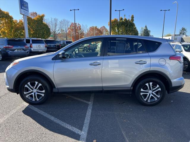 2018 toyota rav4 le
