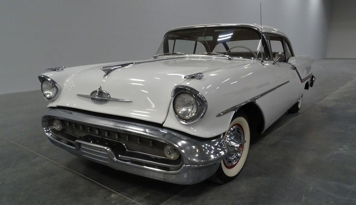 1957 oldsmobile super 88