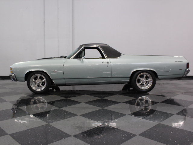 fully rebuilt 454 motor & turbo 400 trans, 12 bolt rear, show quality paint!