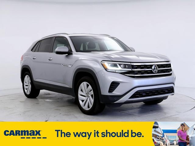2022 volkswagen atlas cross sport se w/tech