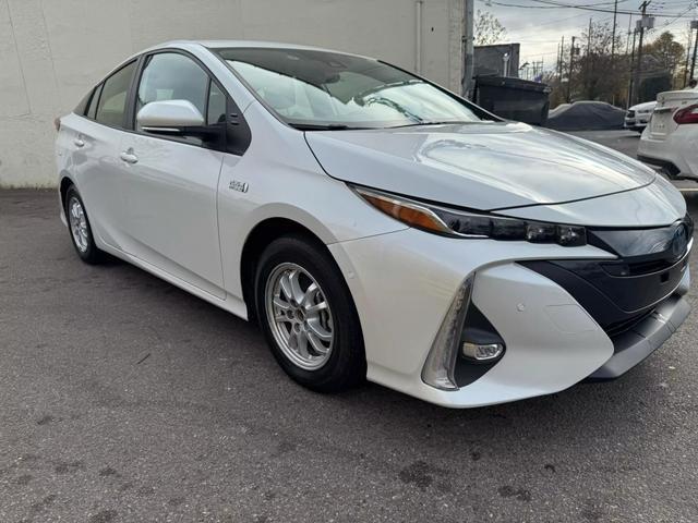 2021 toyota prius prime limited