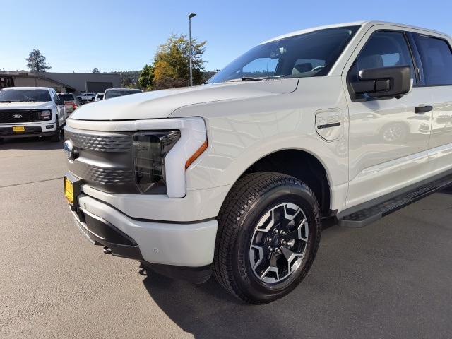 2023 ford f-150 lightning