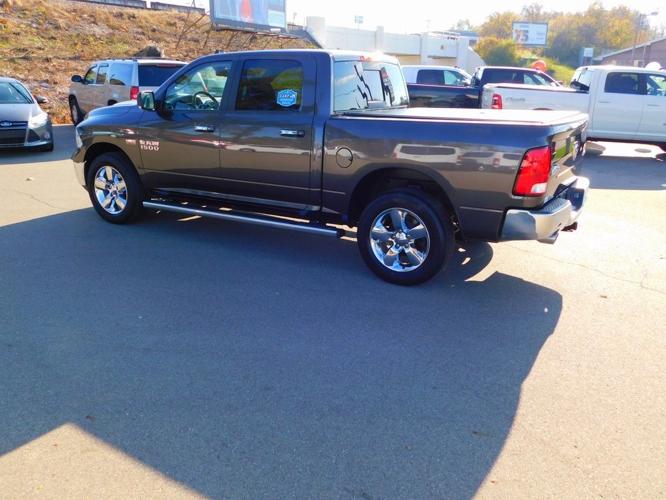 used 2017 ram 1500 4x4 crew cab slt richmond, in 47374 for sale in chester, indiana