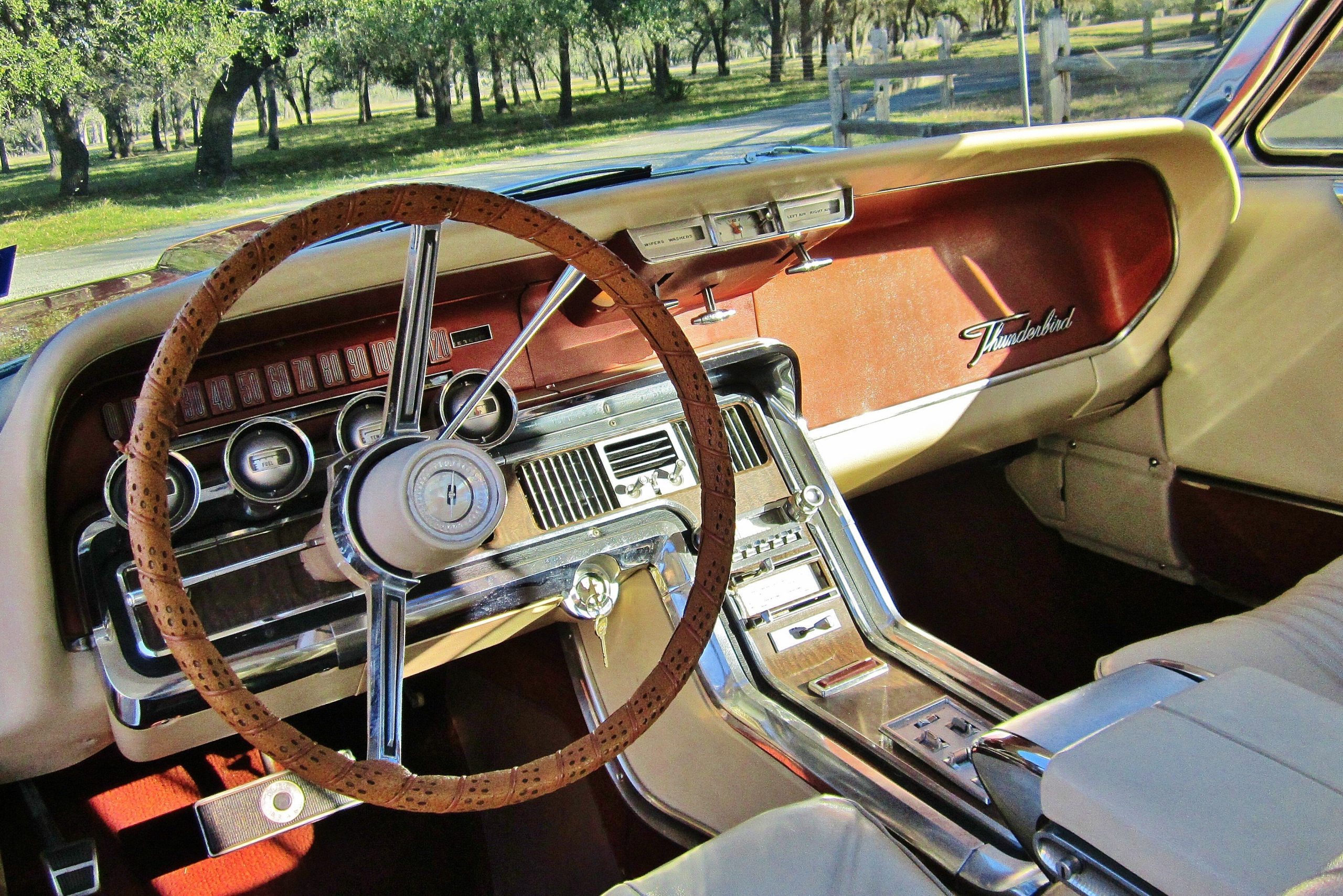 1965 ford thunderbird