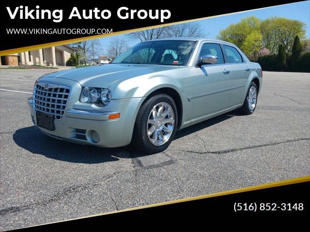 2005 chrysler 300c base
