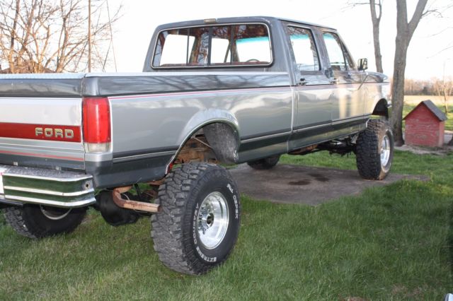 1988 ford f350 crew cab 4x4. nice rust free california truck. lifted. 460. auto