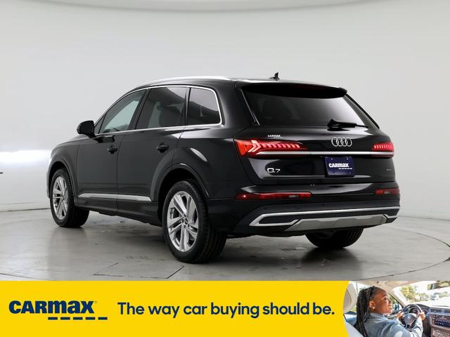 2022 audi q7 premium plus