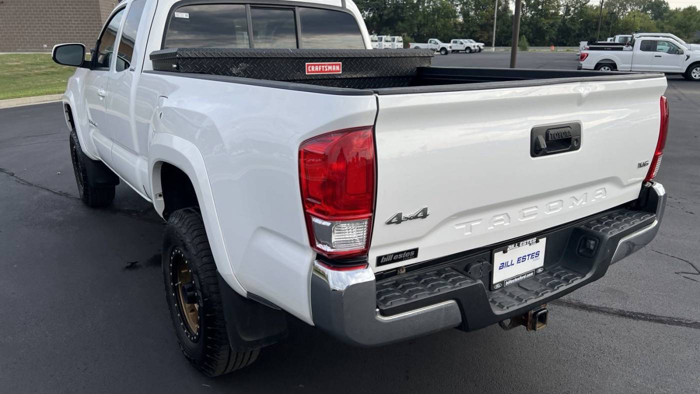 2017 toyota tacoma