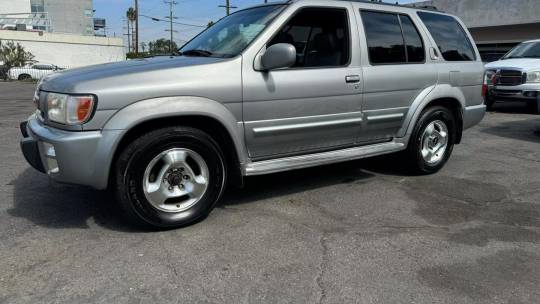 2000 Infiniti QX4