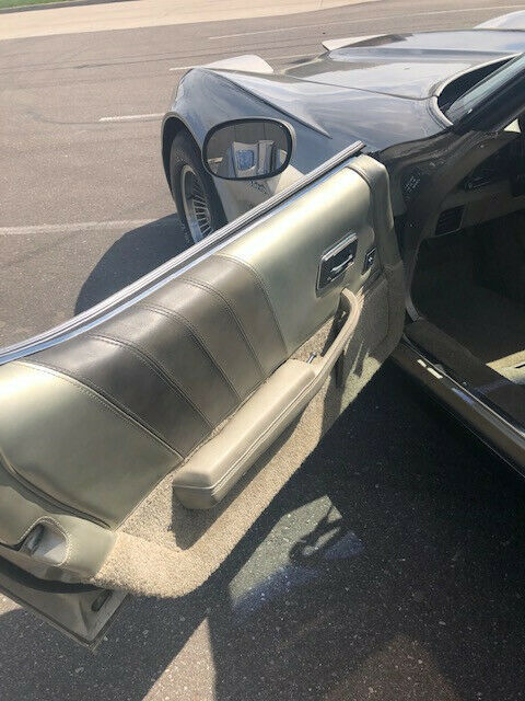 1982 chevrolet corvette: collector edition (original)