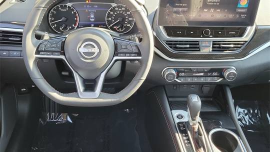 2025 Nissan Altima