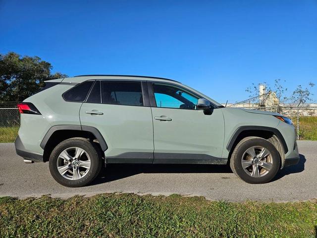 2023 toyota rav4 xle