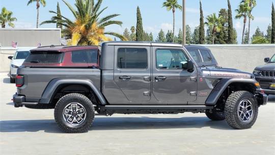 2024 Jeep Gladiator