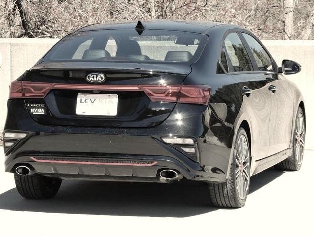 2021 kia forte gt
