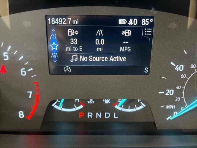 2022 ford escape se