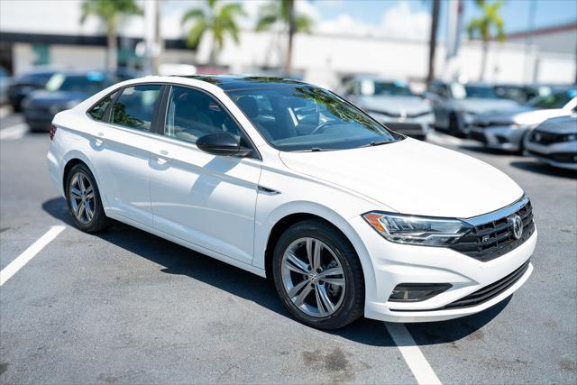 2021 volkswagen jetta 1.4t r-line