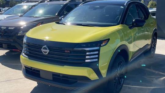 2025 Nissan Kicks sr