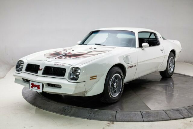 1976 pontiac trans am 6.6 liter v8 3 speed automatic coupe cameo ivory