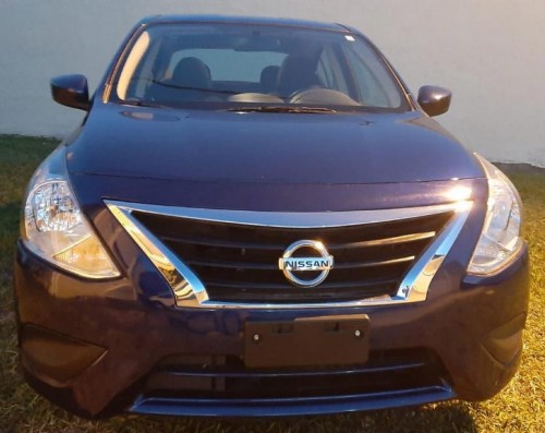 2019 nissan versa in florida