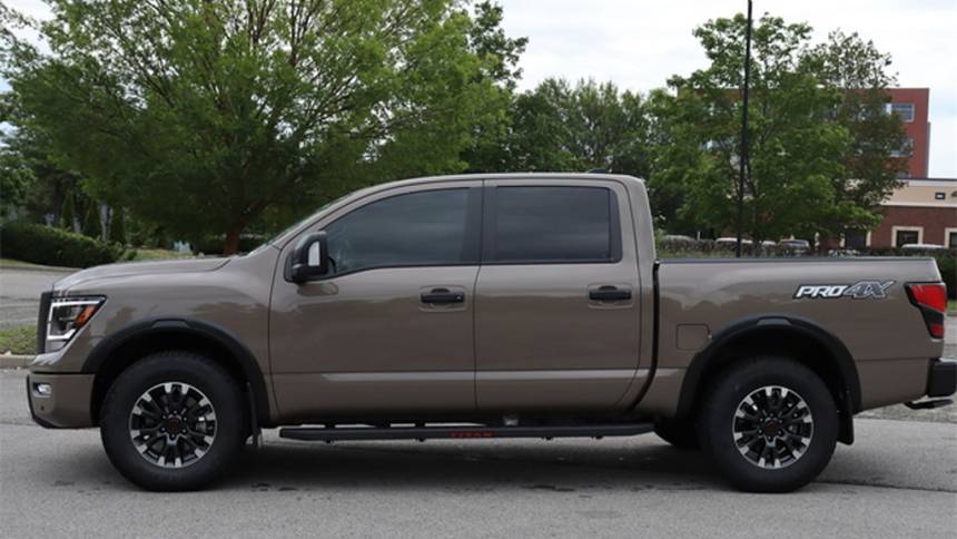 2024 nissan titan pro-4x
