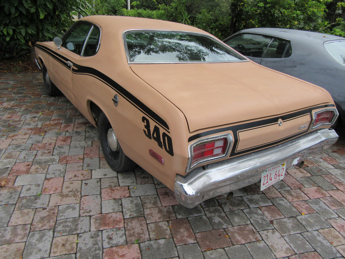 plymouth duster v-8 manual stick runs and drives nice cuda challenger no reserve