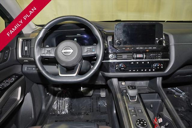 2023 nissan pathfinder platinum 4wd