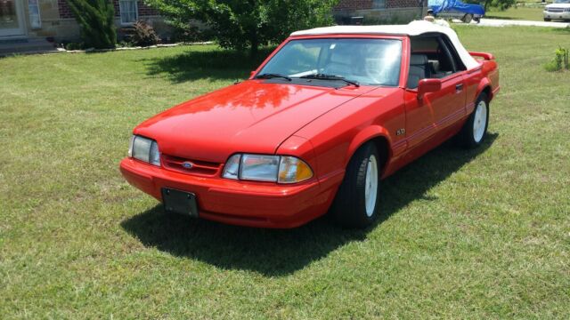 1992 ford mustang 5.0 lx convertible show car