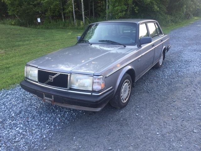 240 volvo sedan maryland inspected 176 k miles
